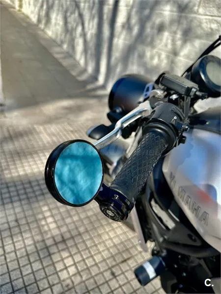 Yamaha XSR700 – Vista 8