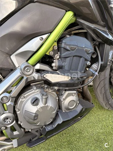 Kawasaki Z 900 – Vista 2