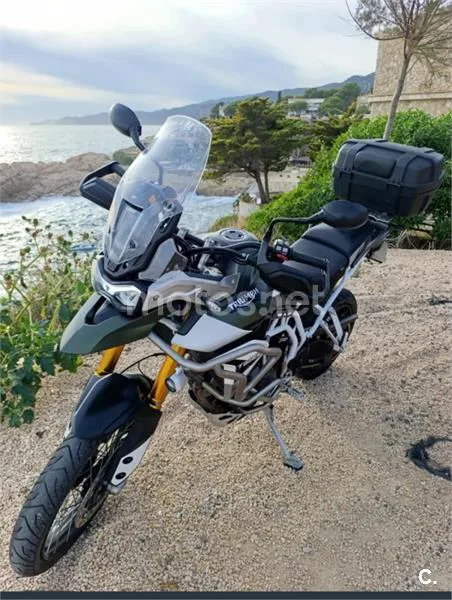 Triumph Tiger 900 – Vista 2