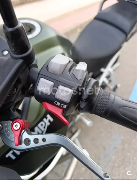 Triumph Tiger 900 – Vista 9