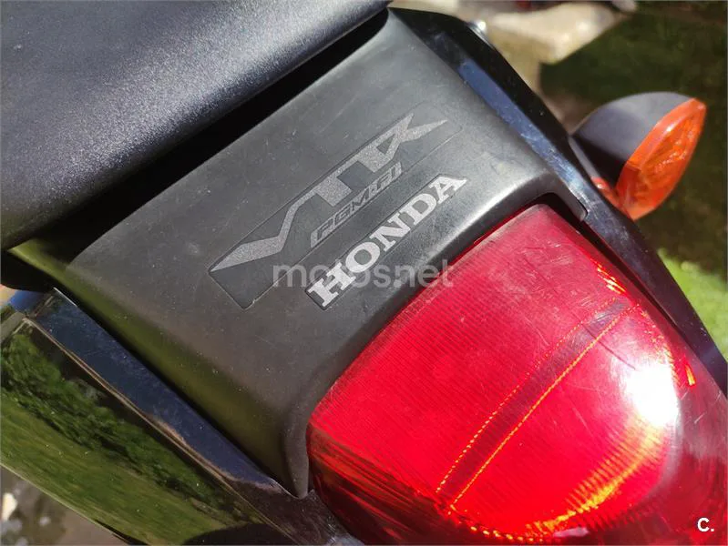 Honda VTR 250 – Vista 8
