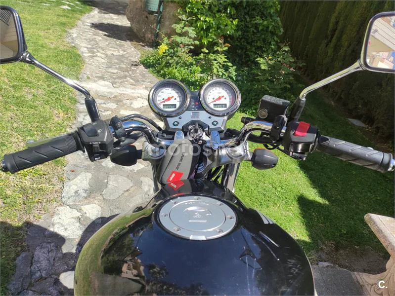 Honda VTR 250 – Vista 10