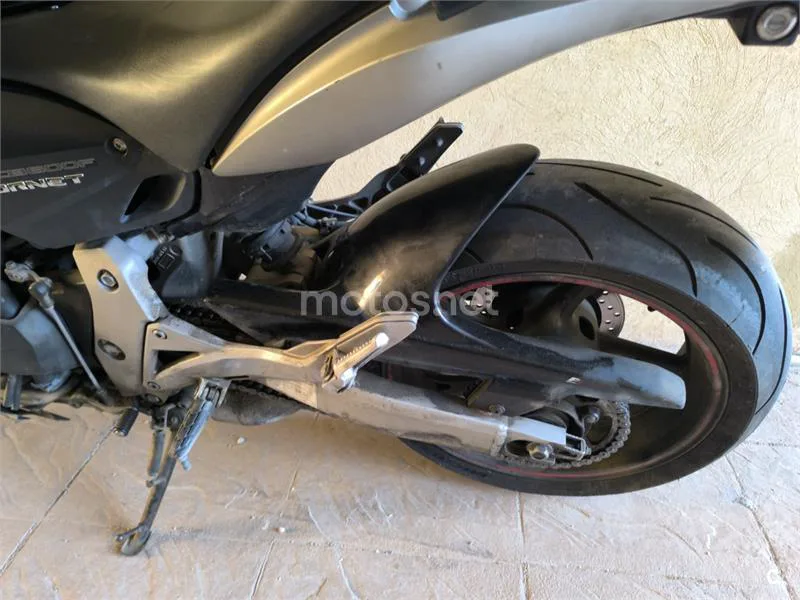 Honda CB 600 F – Vista 4