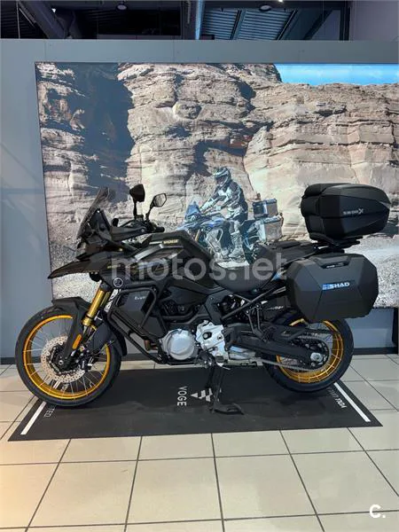 Voge 900 DSX – Vista 3