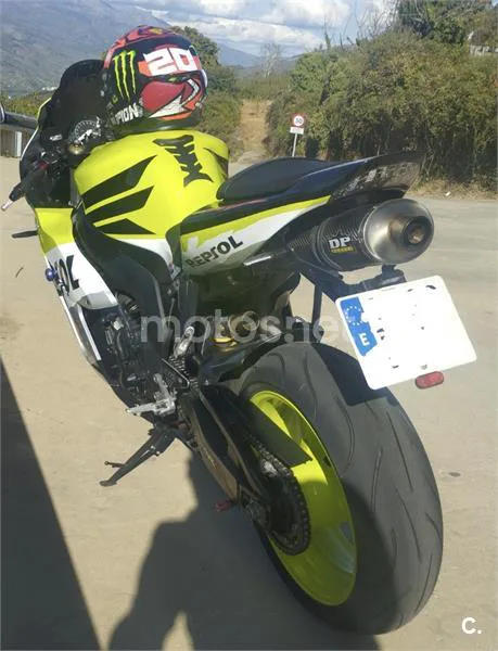 Honda CBR 1000 RR Fireblade – Vista 2