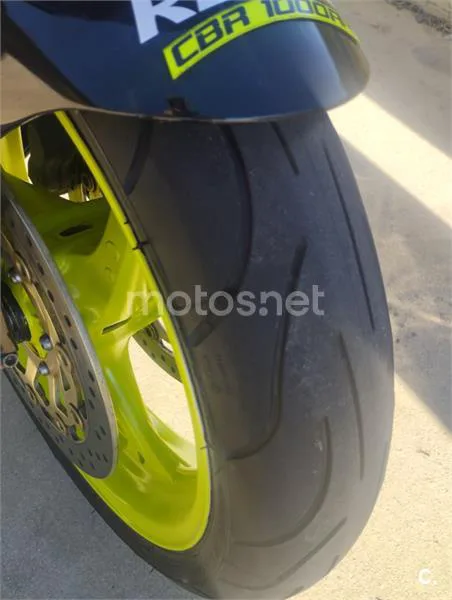 Honda CBR 1000 RR Fireblade – Vista 6