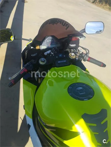 Honda CBR 1000 RR Fireblade – Vista 8