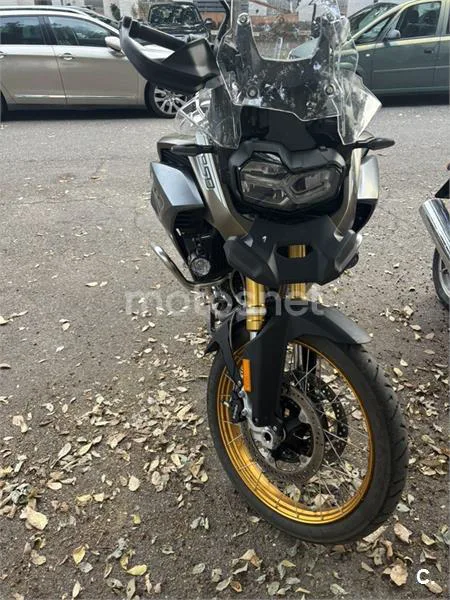 BMW F 850 – Vista 6