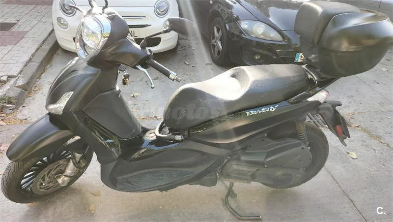 Piaggio Beverly 300 – Vista 3