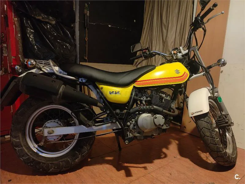 Suzuki VanVan 125 – Vista 5