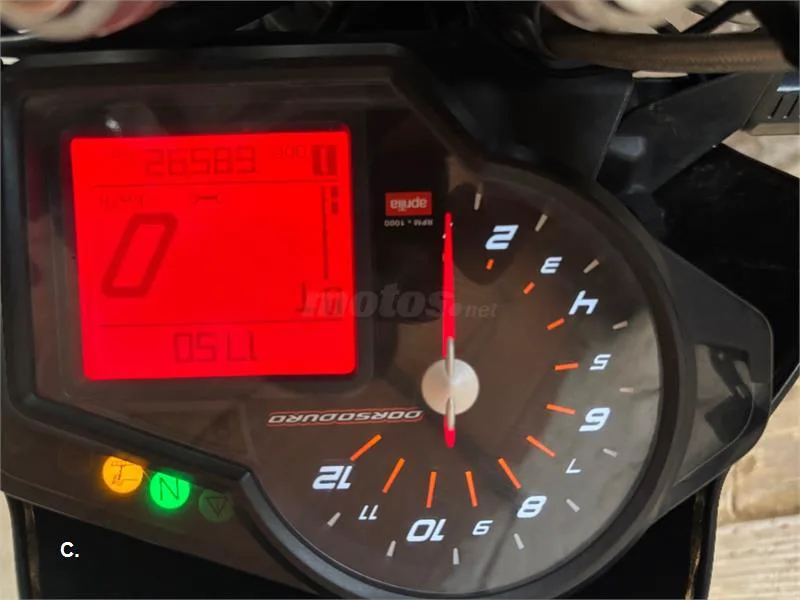 Aprilia SMV 750 Dorsoduro – Vista 5