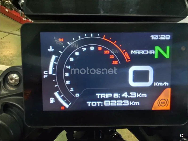 Benelli TRK 702 – Vista 7