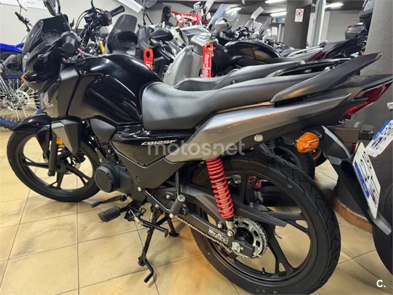 Honda CB 125 – Vista 4