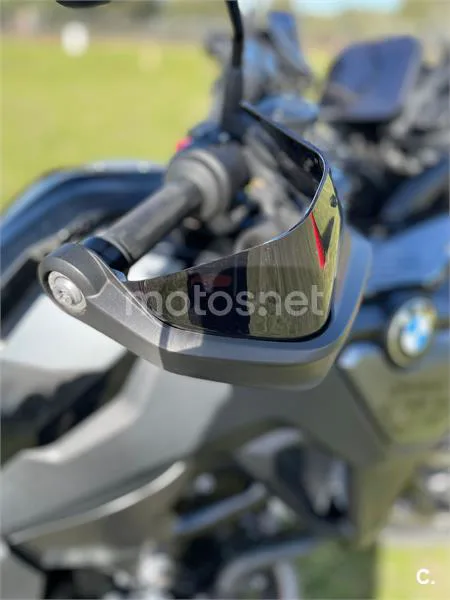 BMW F 750 – Vista 3