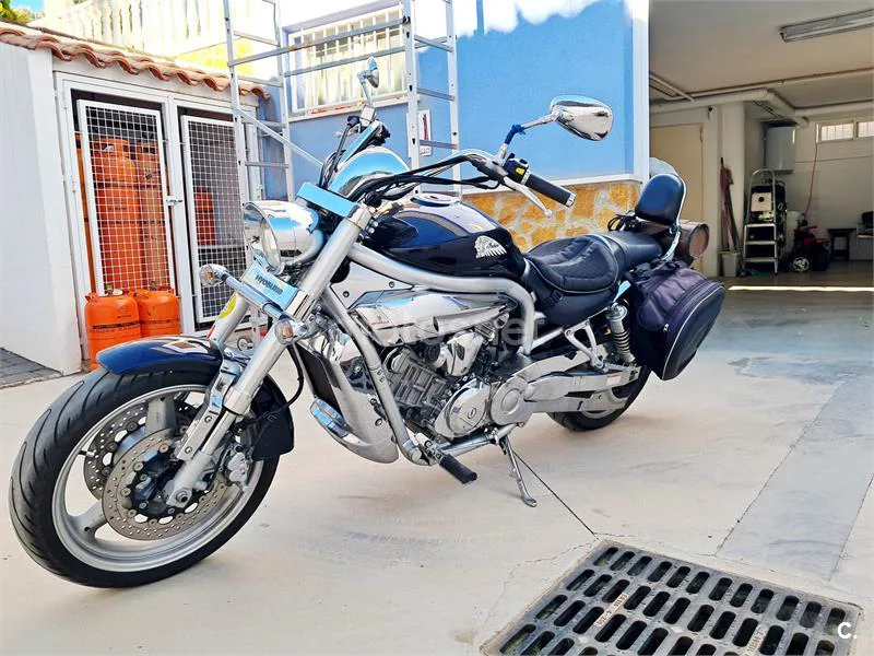 Hyosung GV 650 AQUILA – Vista 5