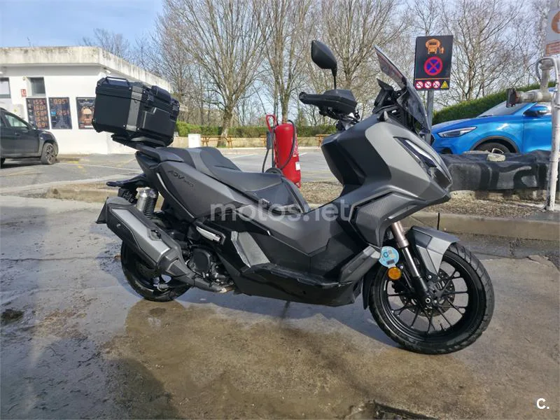 Honda ADV 350 – Vista 4