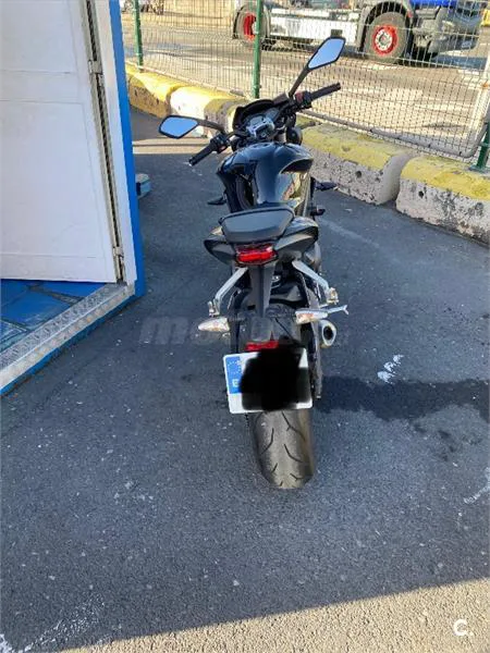 Triumph Street Triple – Vista 4