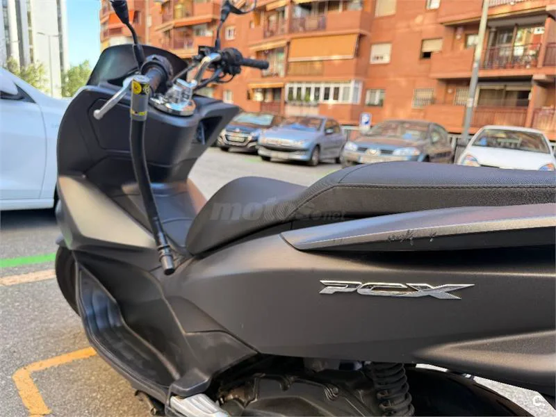 Honda PCX 125 – Vista 9