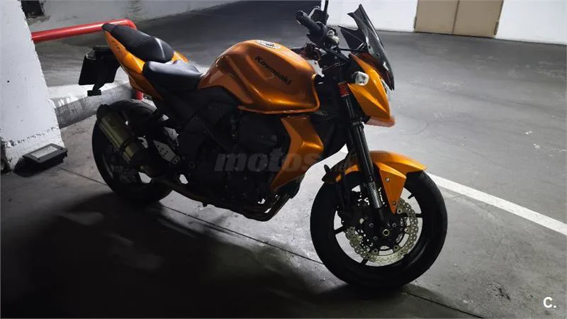 Kawasaki Z 750 – Vista 2
