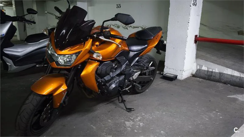 Kawasaki Z 750 – Vista 3