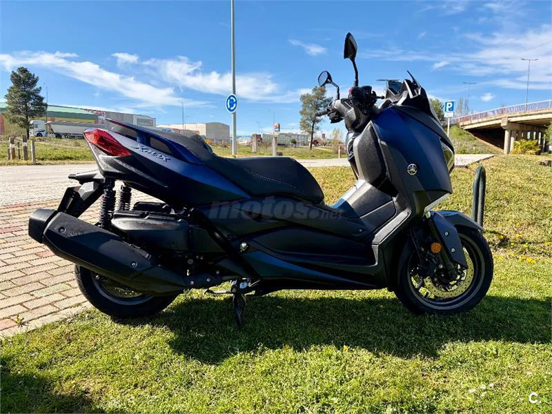 Yamaha XMAX 400 – Vista 4
