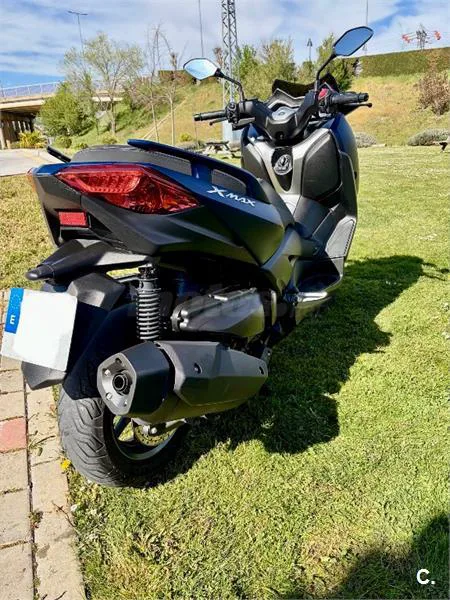 Yamaha XMAX 400 – Vista 5