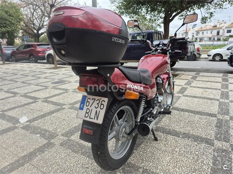 Honda CB 250 F – Vista 4
