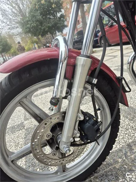 Honda CB 250 F – Vista 8