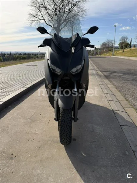 Yamaha XMAX 300 – Vista 3