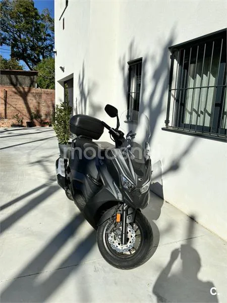 Kymco DTX 350 – Vista 3