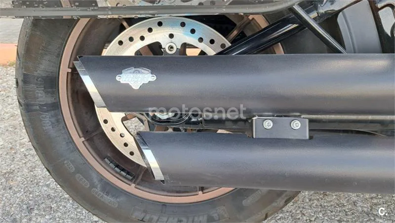 Harley-Davidson Low Rider ST – Vista 5