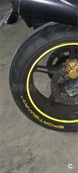 Triumph Street Triple – Vista 3