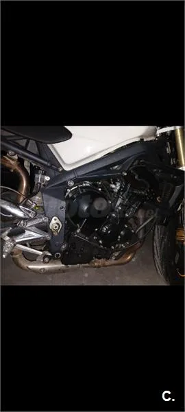 Triumph Street Triple – Vista 4