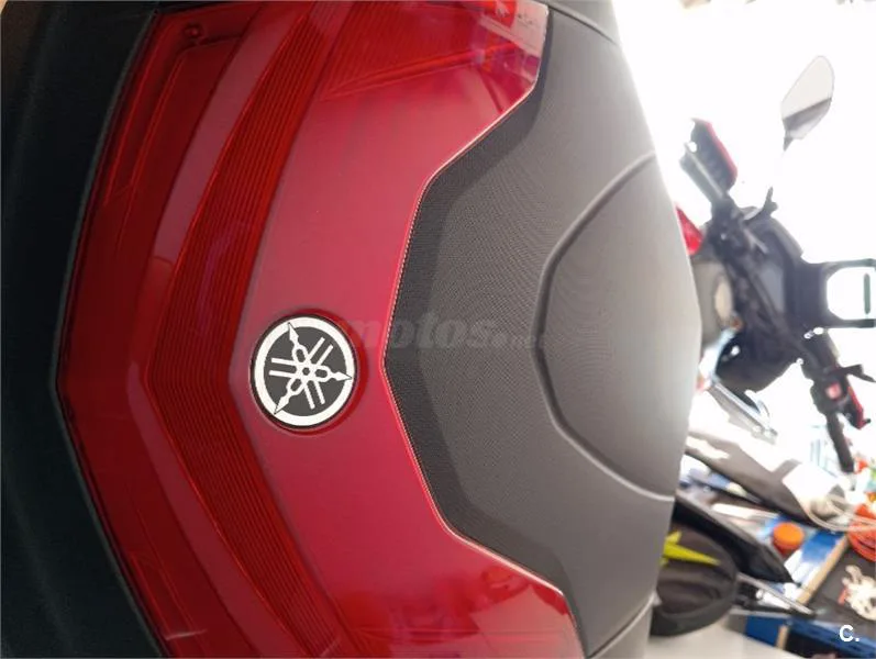 Yamaha Tracer 7 – Vista 12