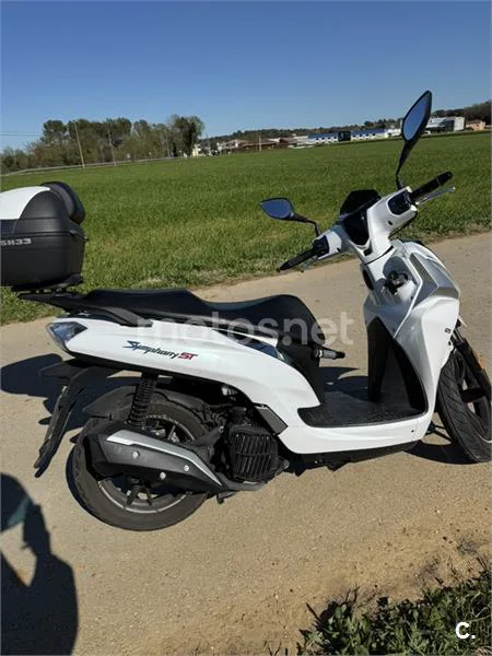 SYM Symphony ST LC 125 – Vista 2