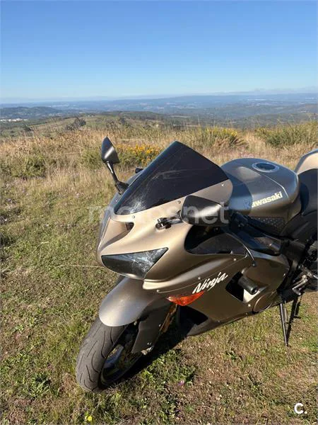 Kawasaki ZX 6R 636 – Vista 18