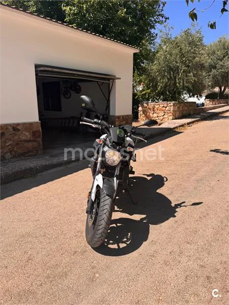 Yamaha MT-07 – Vista 4
