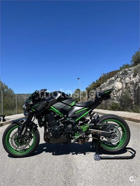 Kawasaki Z 900 – Vista 2