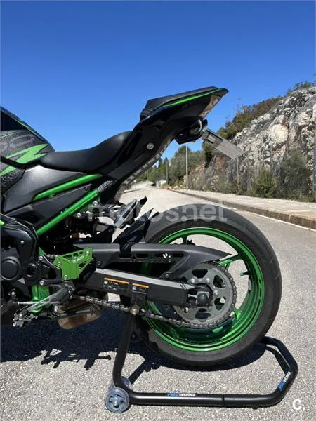 Kawasaki Z 900 – Vista 7