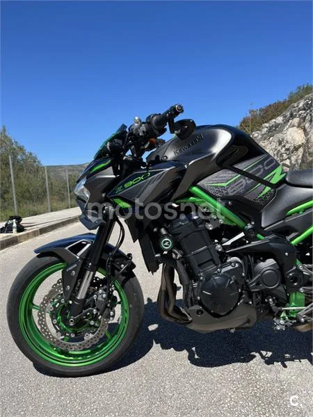 Kawasaki Z 900 – Vista 8