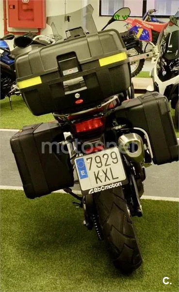 BMW F 750 – Vista 3
