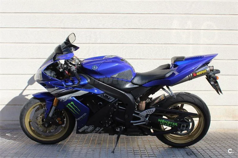 Yamaha YZF R1 – Vista 2