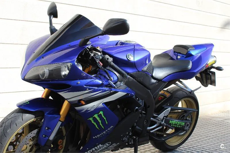 Yamaha YZF R1 – Vista 4