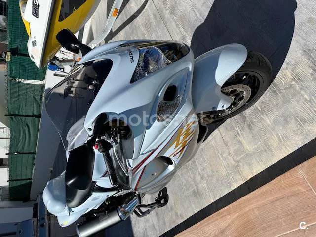 Suzuki Hayabusa 1300 – Vista 2