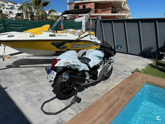 Suzuki Hayabusa 1300 – Vista 14