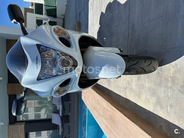 Suzuki Hayabusa 1300 – Vista 3