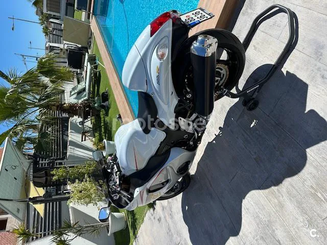 Suzuki Hayabusa 1300 – Vista 6