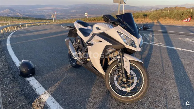 Kawasaki Ninja 300 – Vista 7