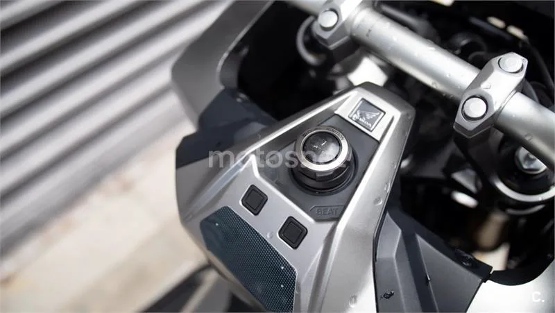 Honda X-ADV – Vista 11