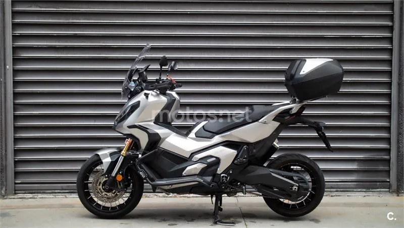Honda X-ADV – Vista 15